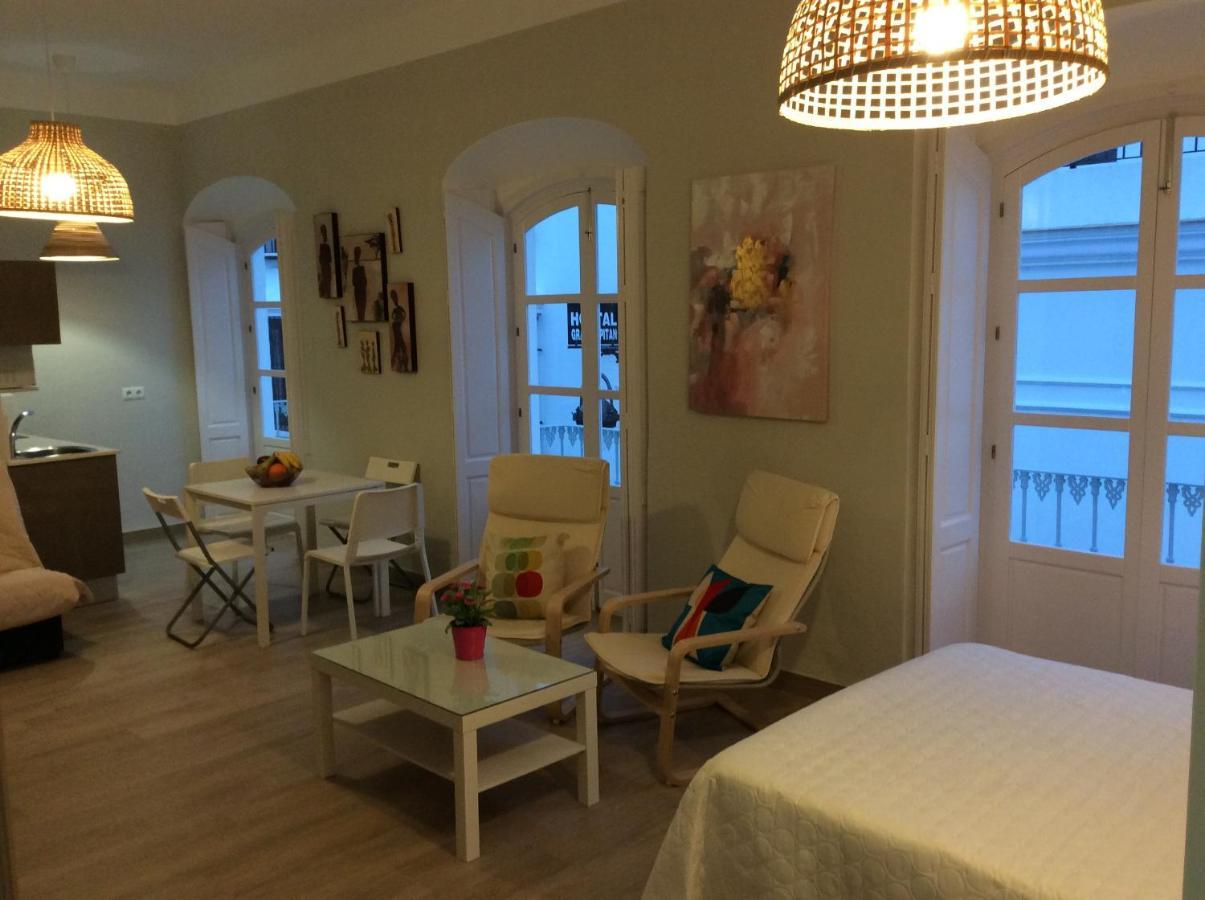 Apartamentos Turisticos Casa De Los Balcones 치피오나 외부 사진