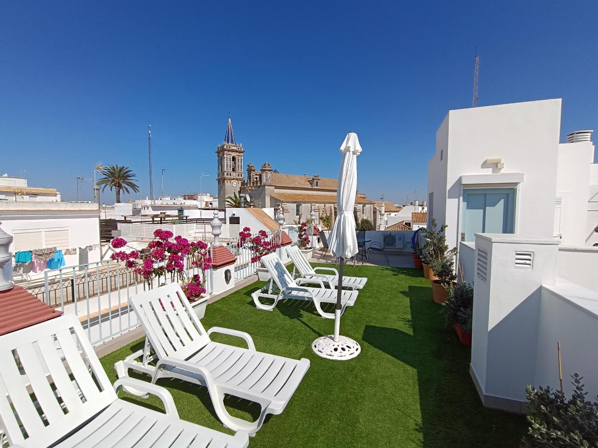 Apartamentos Turisticos Casa De Los Balcones 치피오나 객실 사진