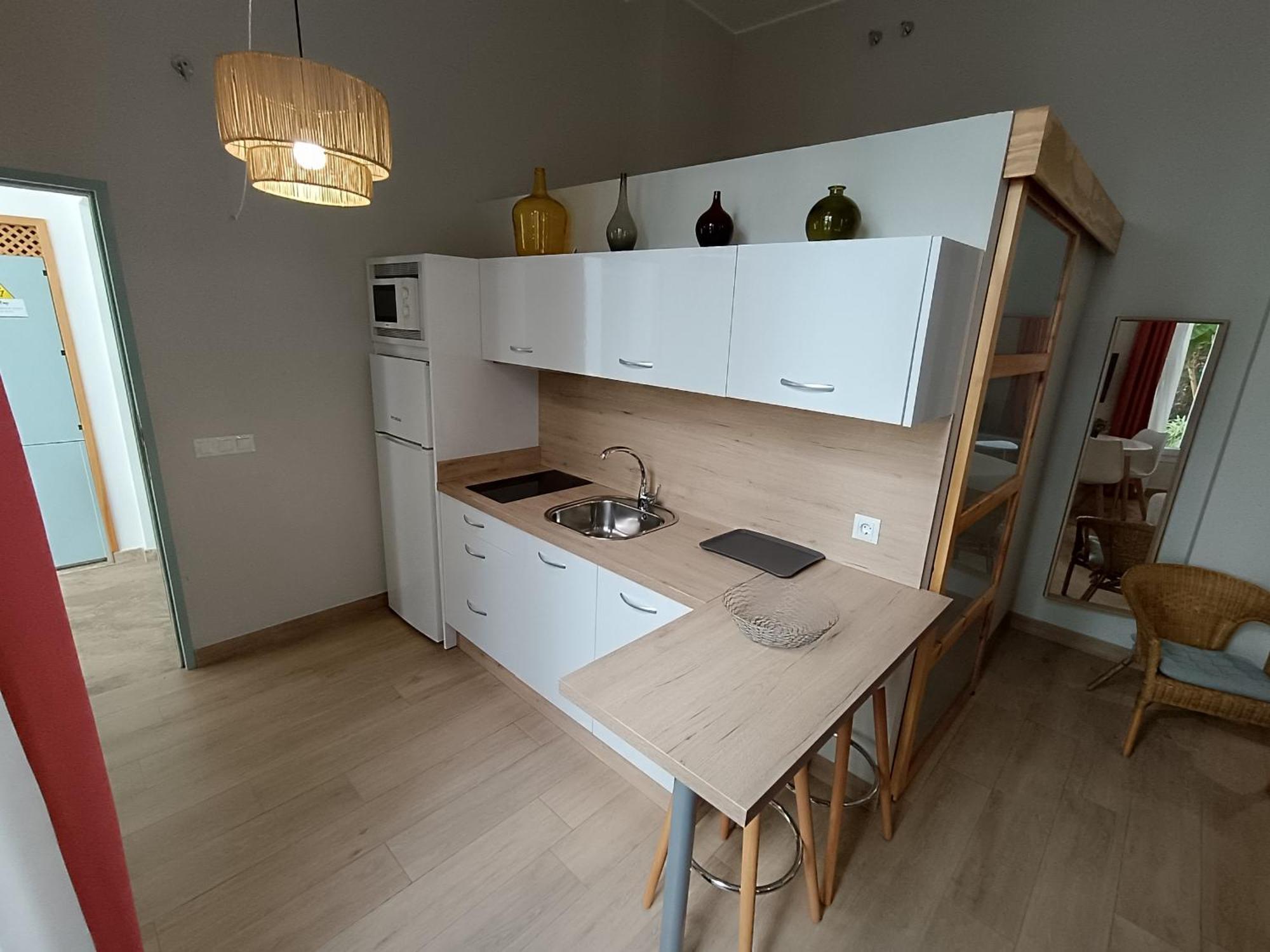 Apartamentos Turisticos Casa De Los Balcones 치피오나 객실 사진