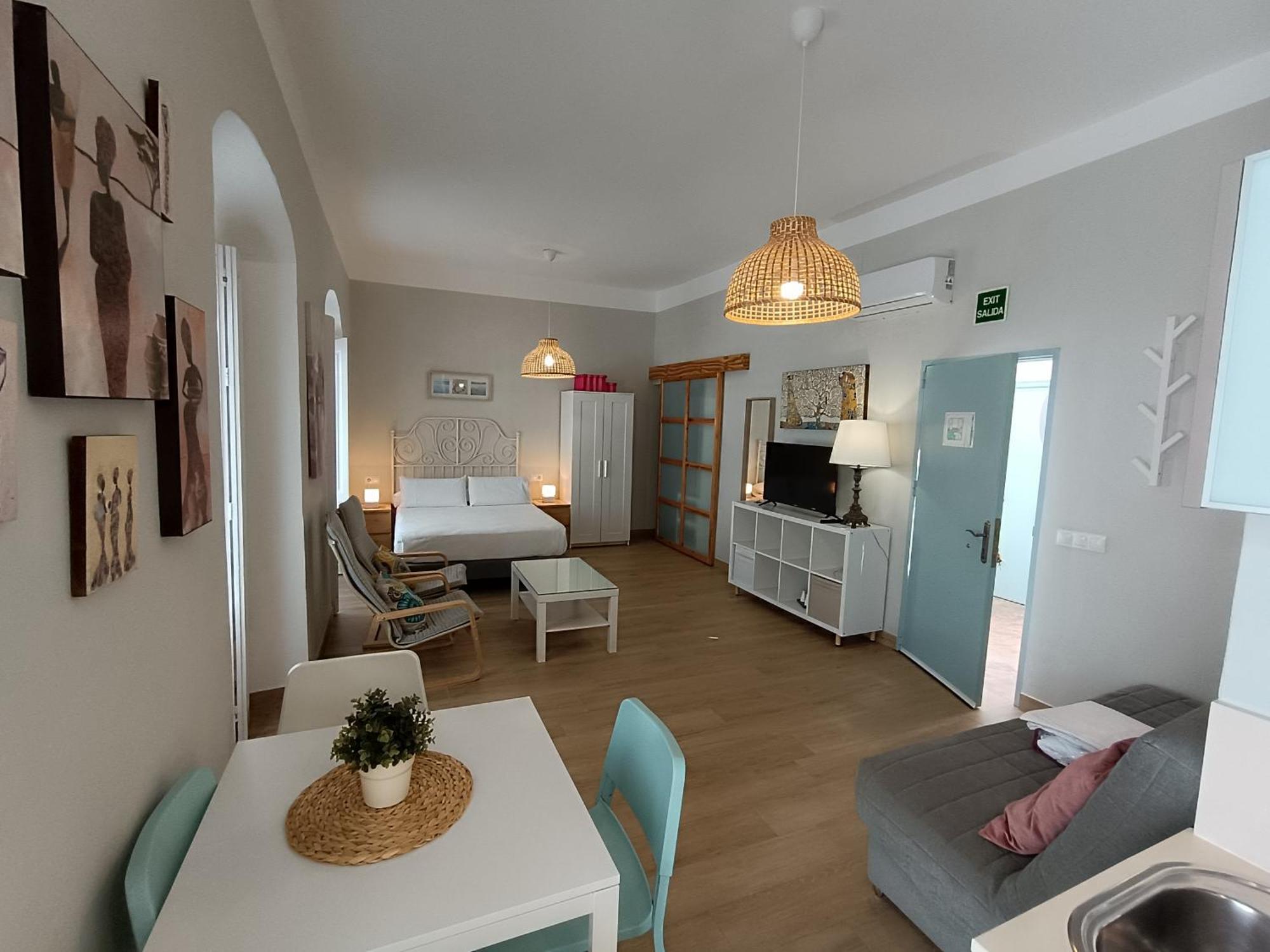 Apartamentos Turisticos Casa De Los Balcones 치피오나 외부 사진